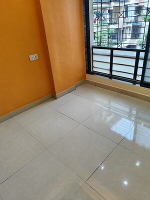 Room in 2 BHK Apartment at Seawoods – for Rent