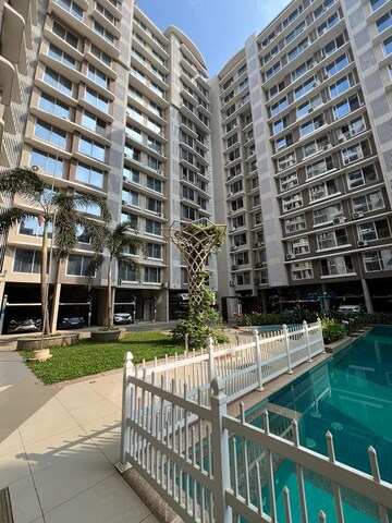 2 BHK Apartment – Exterior View View at Kabra Centroid, Santacruz East - for Rent