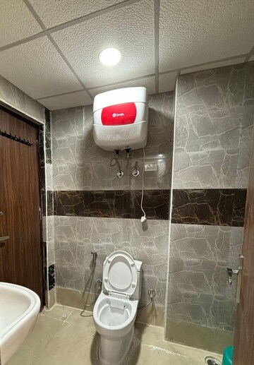 Bathroom in 2.5 BHK Apartment at Supertech Cape Town, Sector 74 – for Rent