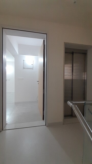 Furnished Amenities in 2.5 BHK Apartment at Senapati Bapat Road – for Sale