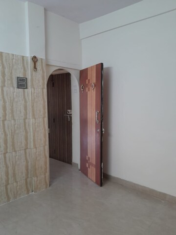 Room in  Office Space at Borivali East – for Rent
