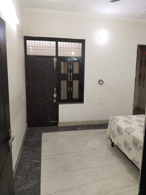 Room in 2 BHK Apartment at Batra Colony – for Rent