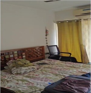 Bedroom in 2 BHK Apartment at RNA Continental, Chembur – for Rent