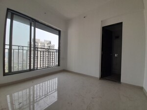 Room in 2 BHK Apartment at Gulmohar CHS Goregaon, Goregaon West – for Rent
