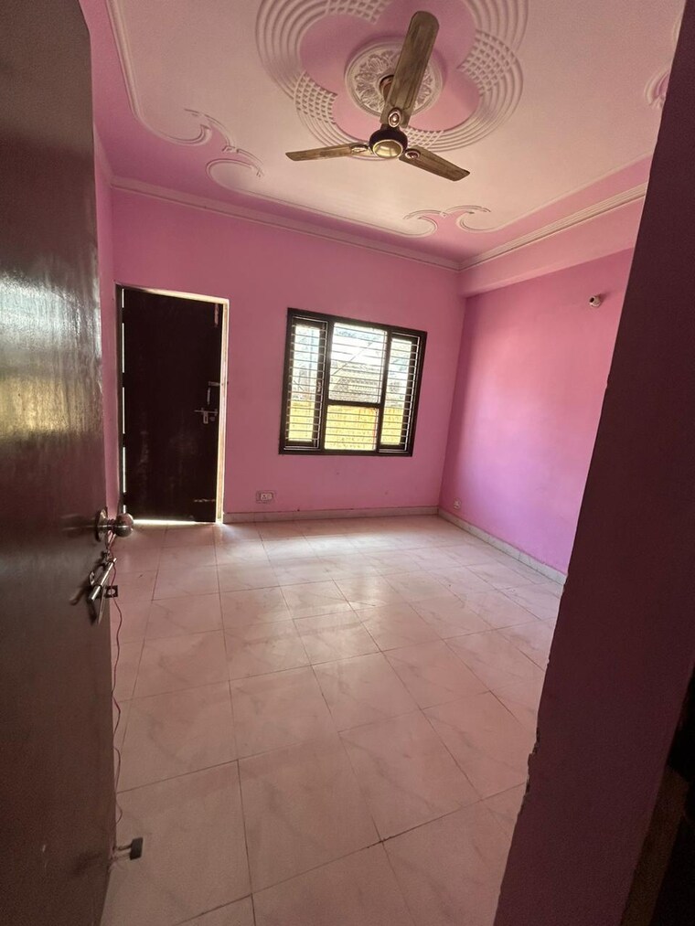 Room, krish-city 3 Bedroom 1010 Sq.Ft. Apartment In Tapukara Bhiwadi 9321458