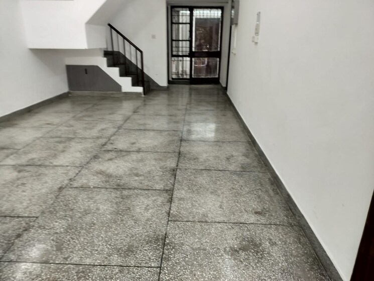 Exterior View, vasant kunj 3 Bedroom 1800 Sq.Ft. Apartment In Vasant Kunj Delhi 9321486