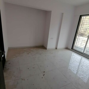 Room in 2 BHK Builder Floor at Mira Nagar – for Sale