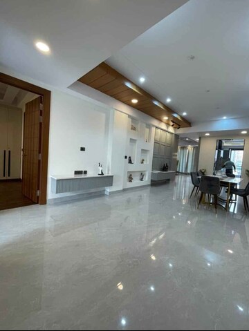 Living Room in 3 BHK Builder Floor at Sector 9 – for Rent