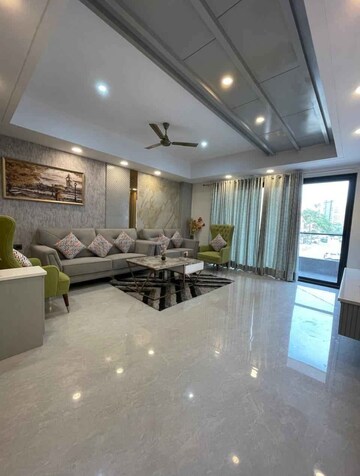Living Room in 3 BHK Builder Floor at Sector 9 – for Rent