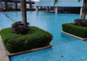 Swimming Pool in 3 BHK Apartment at Lodha Fiorenza, Goregaon East – for Sale