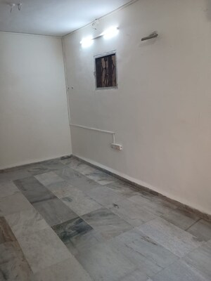 Room in 1 BHK Apartment at Dahisar West – for Sale