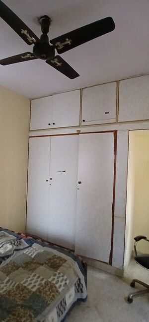 Furnished Amenities in 2 BHK Apartment at Rt Nagar – for Rent