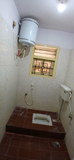 Team Area in 2 BHK Apartment at Rt Nagar – for Rent