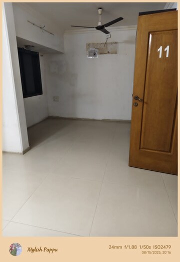 Room in 6 BHK Villa at Goregaon West – for Rent