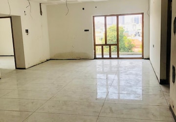 Room in 3 BHK Apartment at Banjara Hills – for Sale