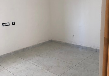 Room in 3 BHK Apartment at Banjara Hills – for Sale