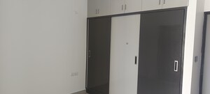 Room in 3 BHK Apartment at Aliens Space Station, Tellapur – for Rent