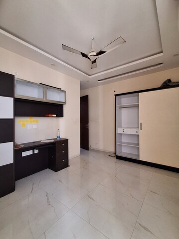 Master Bedroom in 3 BHK Apartment at Ayyanna Prestige, Kondapur – for Rent