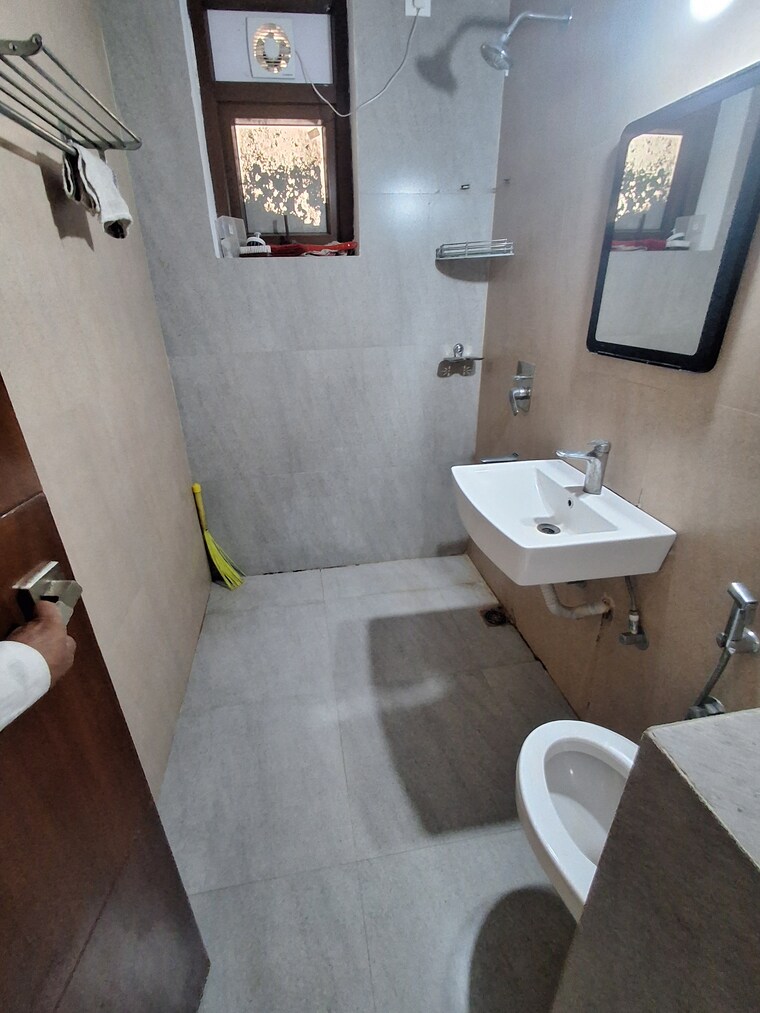 Attached Bathroom, ayyanna-prestige 3 Bedroom 1700 Sq.Ft. Apartment In Kondapur Hyderabad 9318900
