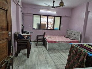 Bedroom in 1 RK Apartment at Borivali West – for Sale