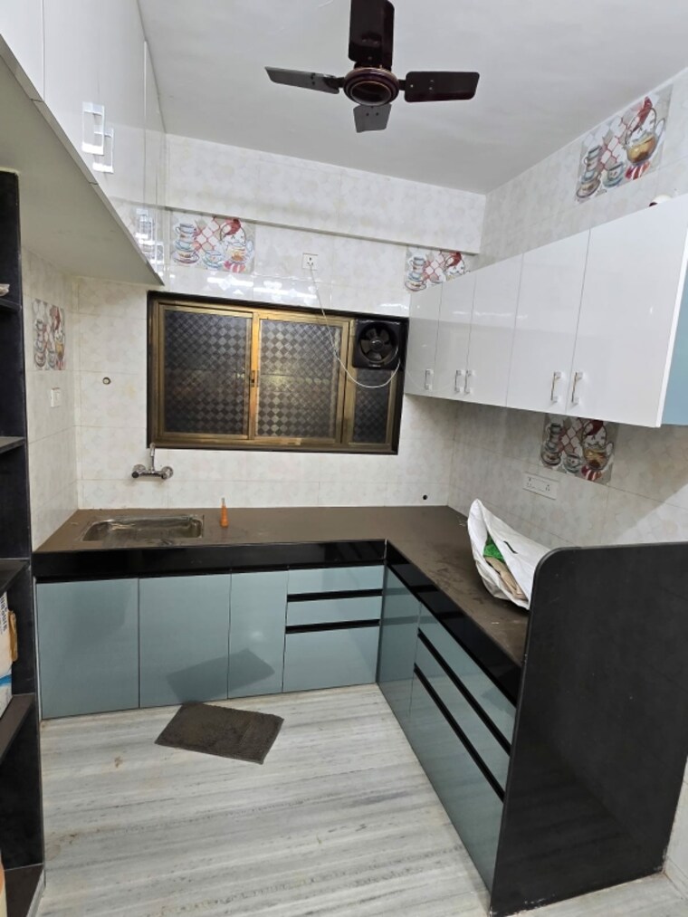 Kitchen, dhankawadi 3 Bedroom 1400 Sq.Ft. Apartment In Dhankawadi Pune 9321665