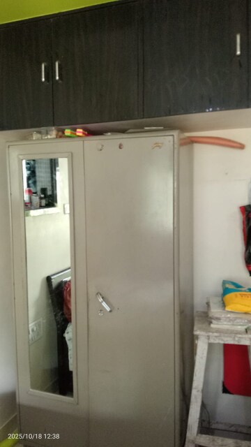Furnished Amenities in 1 BHK Apartment at River Park Complex, Dahisar East – for Rent