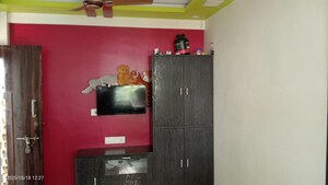 Furnished Amenities in 1 BHK Apartment at River Park Complex, Dahisar East – for Rent