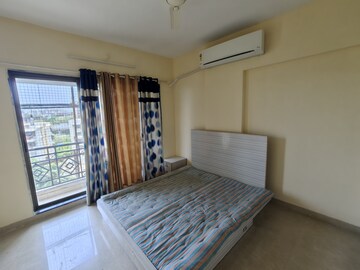 Bedroom in 3 BHK Apartment at Sagar Avenue  II, Santacruz East – for Rent