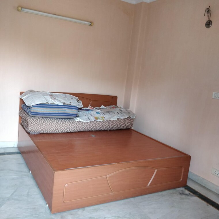 Bedroom, lajpat nagar 2 Bedroom 900 Sq.Ft. Builder Floor In Lajpat Nagar Delhi 9321751