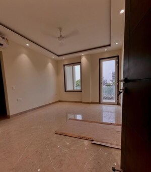 Room in 3 BHK Builder Floor at Puri Aman Vilas, Sector 89 – for Sale
