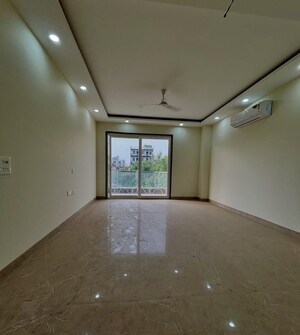 Room in 3 BHK Builder Floor at Puri Aman Vilas, Sector 89 – for Sale