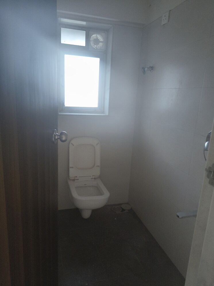 Bathroom, pestom-sagar-colony 1 Bedroom 500 Sq.Ft. Apartment In Chembur Mumbai 9321759