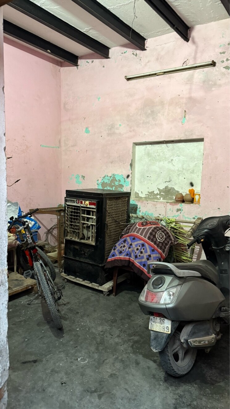  Parking, rajokri 3.5 Bedroom 902 Sq.Ft. Independent House In Rajokri Delhi 9153920