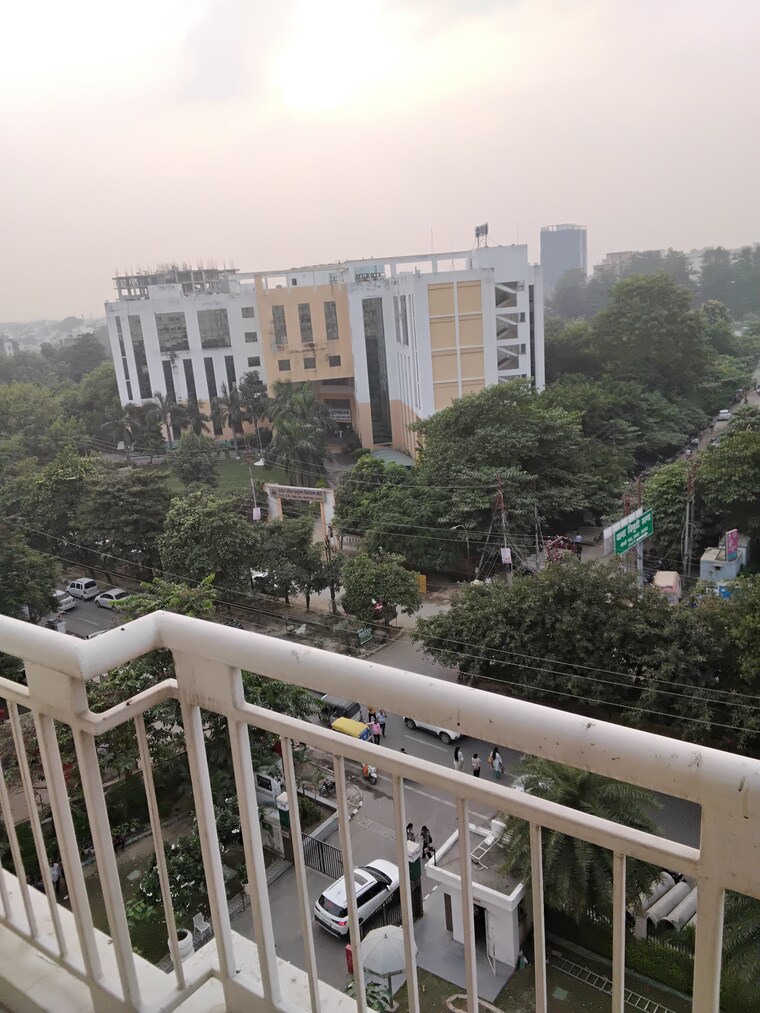 Exterior View, dlf-my-pad Commercial Office Space 600 Sq.Ft. In Gomti Nagar Lucknow 9321772