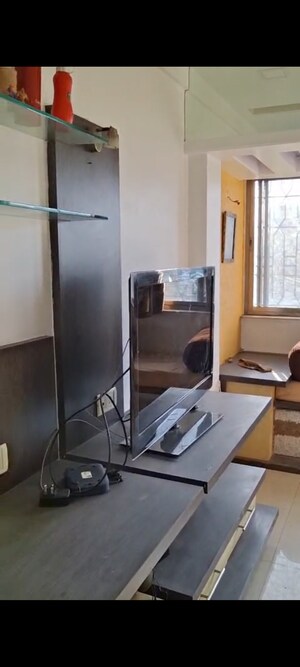 Master Bedroom in 2 BHK Apartment at Swastik Park, Chembur – for Rent