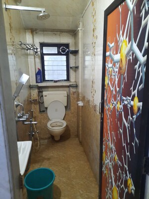 Bathroom in 1 BHK Apartment at Jyoti Complex, Goregaon East – for Rent