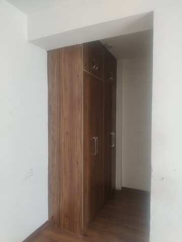 Furnished Amenities in 3 BHK Apartment at Anant Raj Maceo, Sector 91 – for Rent
