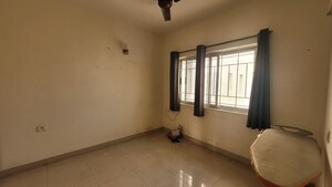 Room in 2 BHK Apartment at Purva Fountain Square, Marathahalli – for Rent