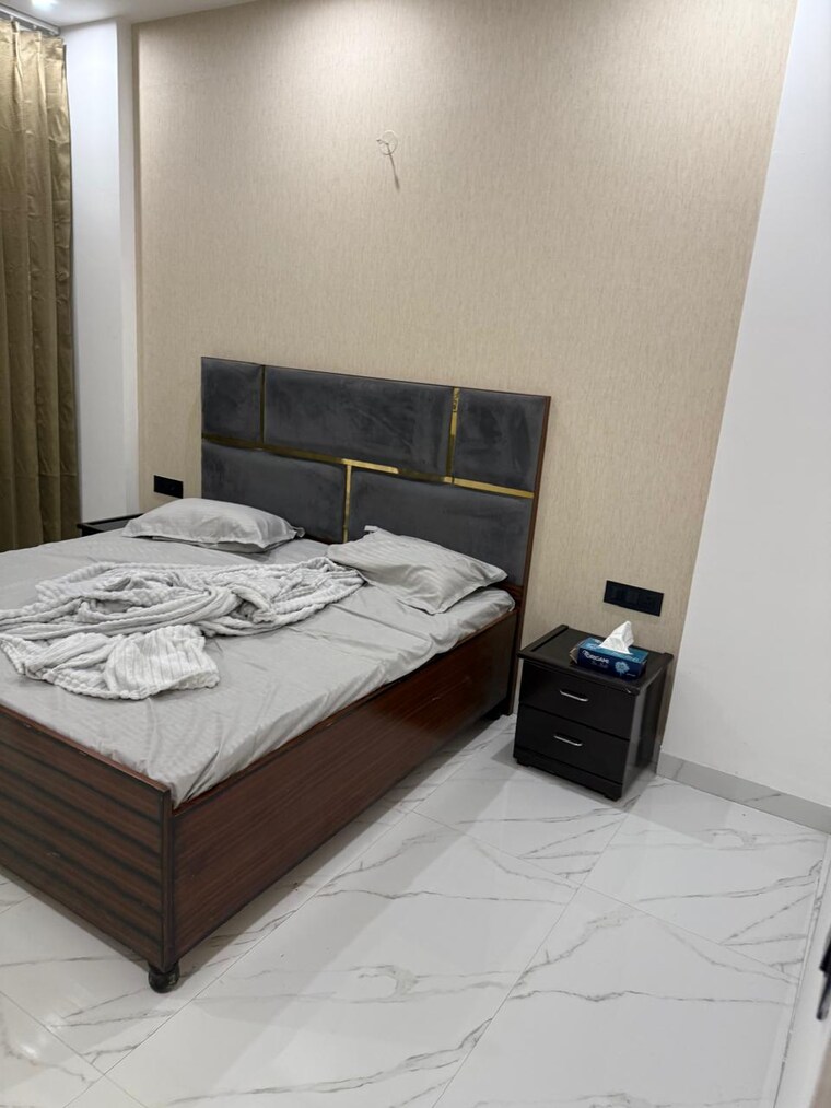 Bedroom, dhillon-burj-one 3.5 Bedroom 2050 Sq.Ft. Apartment In Lohgarh Zirakpur 9321811