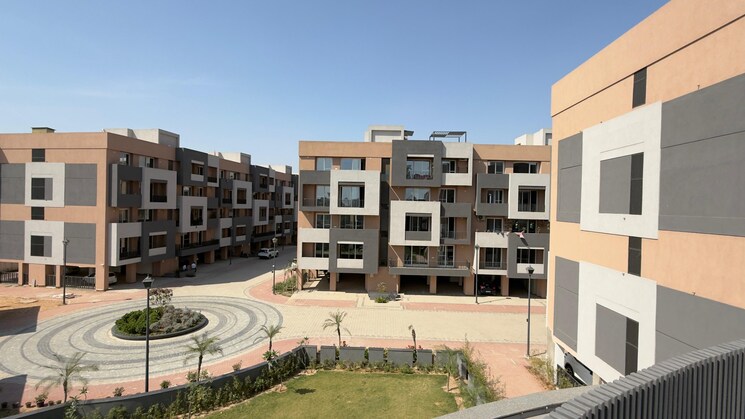 Exterior View, sav-gulnaar-meadows 3 Bedroom 1800 Sq.Ft. Apartment In Ambala Highway Zirakpur 9321829