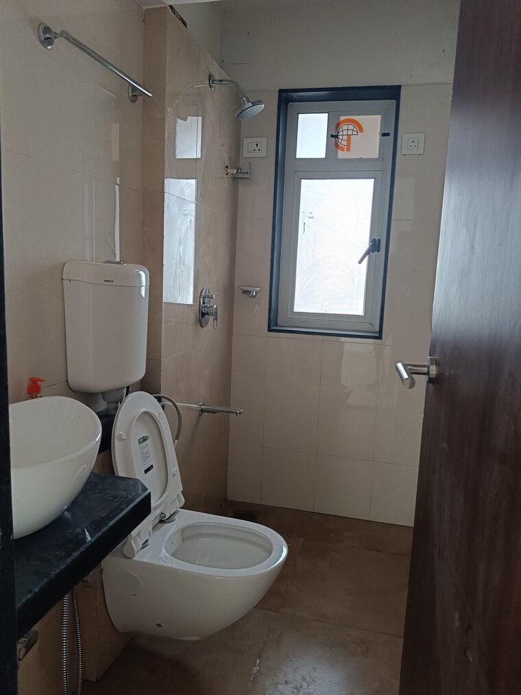Bathroom, worli 2 Bedroom 550 Sq.Ft. Apartment In Worli Mumbai 9321860