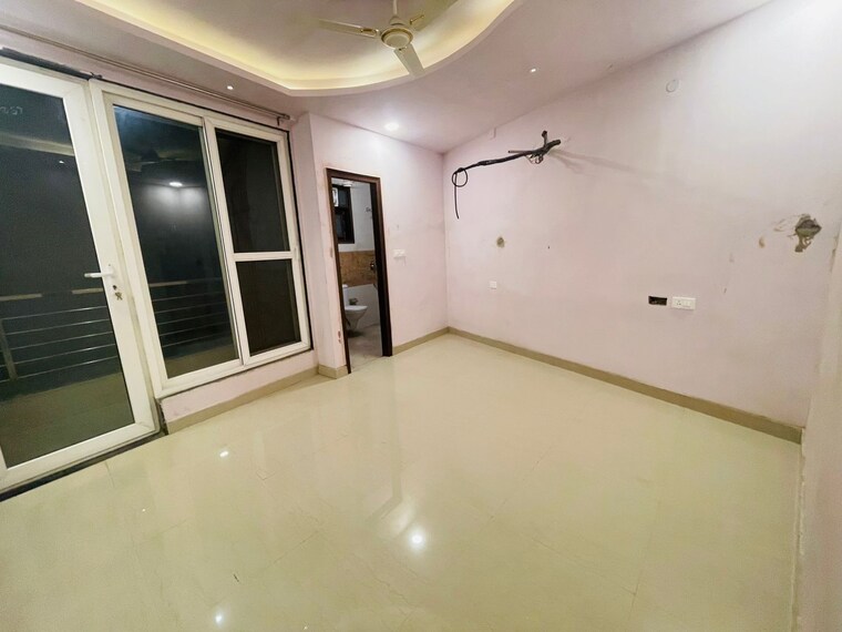 Room, rajpur khurd extension 3 Bedroom 1200 Sq.Ft. Builder Floor In Rajpur Khurd Extension Delhi 9321866