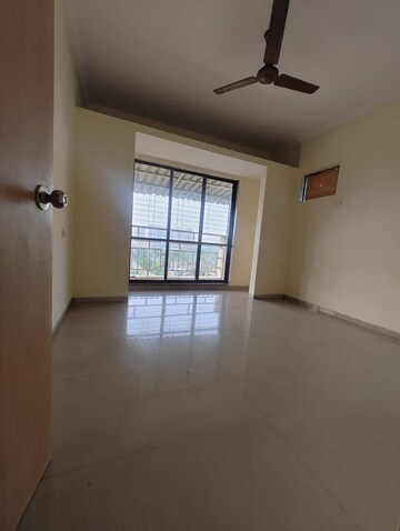 Room in 2 BHK Apartment at Maitri Tower, Nerul – for Rent