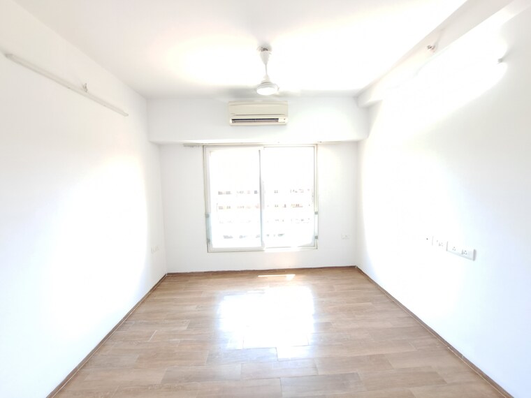 Room, kanakia-paris 3 Bedroom 1275 Sq.Ft. Apartment In Bandra East Mumbai 9321865
