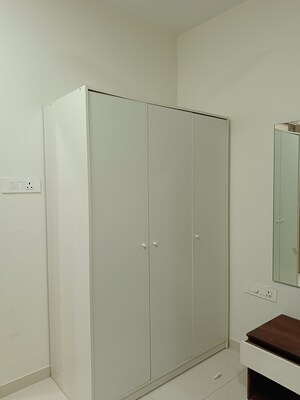 Bedroom in 2 BHK Apartment at Sugee Atharva, Prabhadevi – for Rent