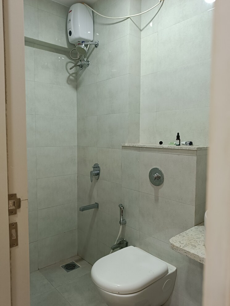 Bathroom, sugee-atharva 2 Bedroom 470 Sq.Ft. Apartment In Prabhadevi Mumbai 9321869
