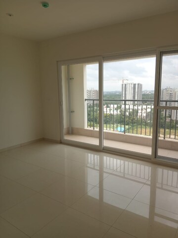 Room in 2 BHK Apartment at Godrej Park Retreat, Sarjapur Road – for Sale