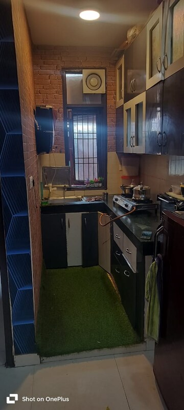 Kitchen in 1.5 BHK Builder Floor at Mayur Vihar – for Rent