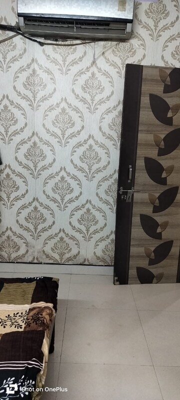 Bathroom in 1.5 BHK Builder Floor at Mayur Vihar – for Rent