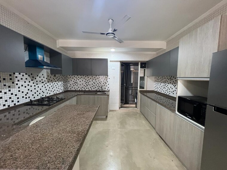 Kitchen, dheeraj-insignia 5 Bedroom 2200 Sq.Ft. Apartment In Bandra East Mumbai 9321912